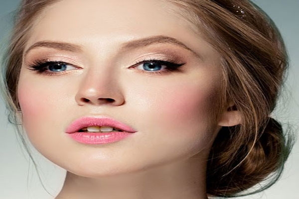 Dịch vụ make up chuyên nghiệp tại nhà Kon Tum